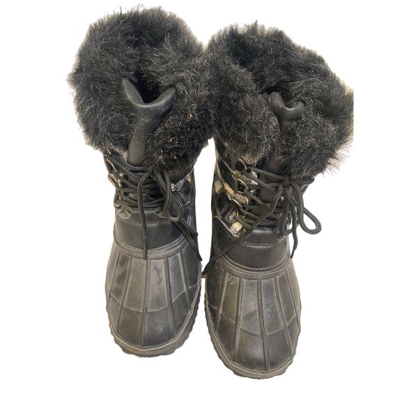Torrid Plaid Faux Fur Trim Lace Up Duck Boots Winter NWOT Sz 9 Water Resistant - Picture 3 of 13